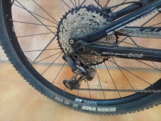 Bicicleta Montaña Carbono Doble Suspensión