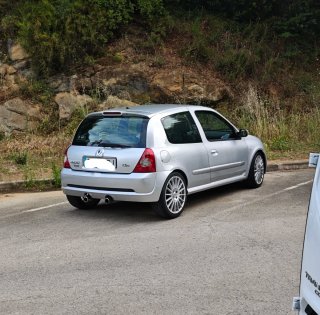 Renault Clio 2004