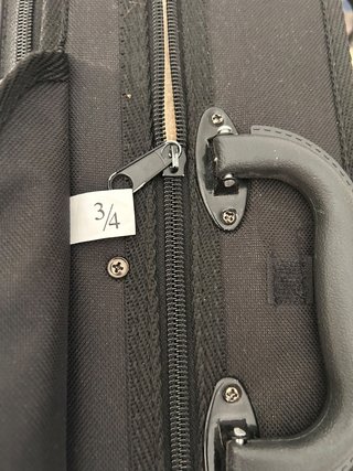 Violín Advance 3/4 con funda, arco y mentonera.