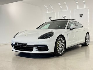 Porsche Panamera 4 E-Hybrid 2.9 V6 462cv PHEV