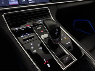 Porsche Panamera 4 E-Hybrid 2.9 V6 462cv PHEV