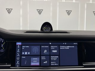 Porsche Panamera 4 E-Hybrid 2.9 V6 462cv PHEV