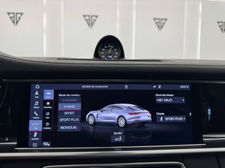Porsche Panamera 4 E-Hybrid 2.9 V6 462cv PHEV