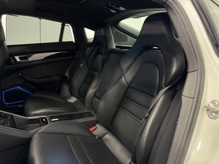 Porsche Panamera 4 E-Hybrid 2.9 V6 462cv PHEV
