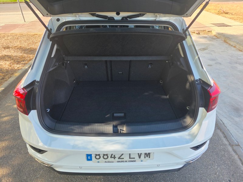 Volkswagen T-Roc Advance 2.0 TDI (2021) 2021, foto 45