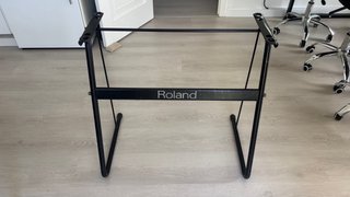 Soporte Roland KS-8 (1986) para sintetizadores