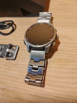 Garmin Fenix 8 47mm AMOLED Zafiro Titanio