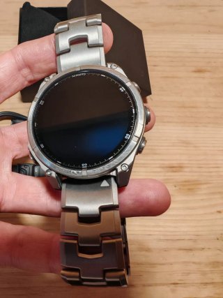 Garmin Fenix 8 47mm AMOLED Zafiro Titanio