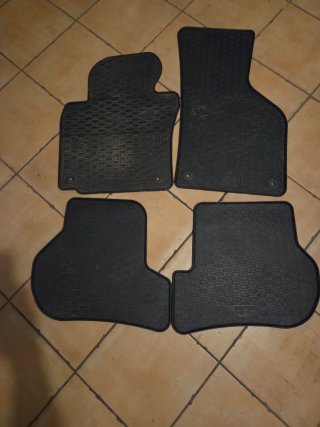 Tappetini auto in gomma con bordo alto golf 5