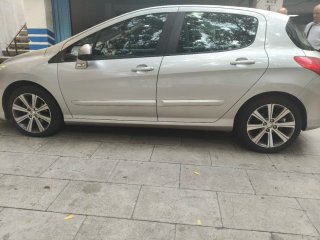 Peugeot 308 2011