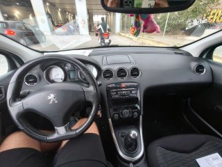 Peugeot 308 2011