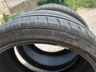 Neumáticos Michelin Pilot Sport 4 255/35/20