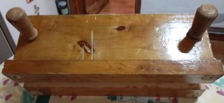 Prensa de encuadernación de madera