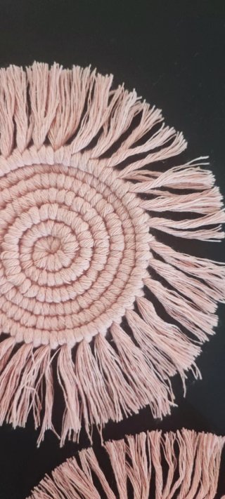 Sottobicchieri macramè rosa (2 pezzi)