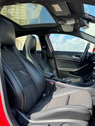 Mercedes-Benz Clase A 2016 etiqueta C