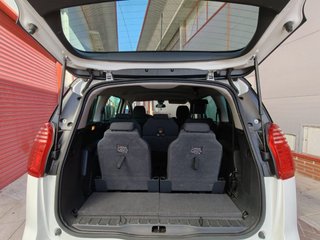 PEUGEOT 5008 Access 1.6 VTi 120