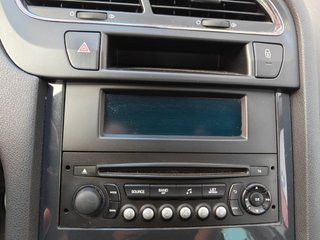 PEUGEOT 5008 Access 1.6 VTi 120