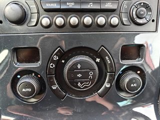 PEUGEOT 5008 Access 1.6 VTi 120
