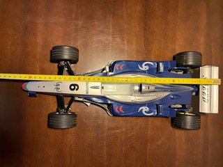 Reloj despertador con forma de coche F1