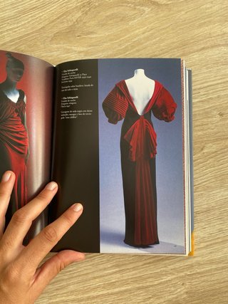 Moda historia desde el siglo XVIII al siglo XX:...