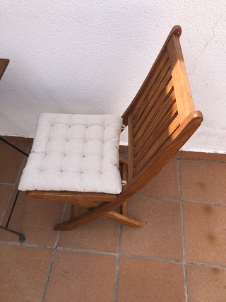 Conjunto mesa y sillas madera terraza