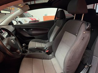 VOLKSWAGEN Eos 1.6 FSI