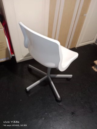 Silla de oficina IKEA blanca no envio