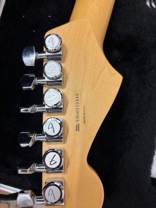 Guitarra Eléctrica Stratocaster Americana