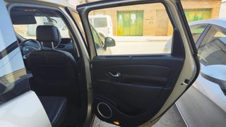 Renault Grand Scenic 2011