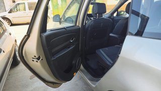 Renault Grand Scenic 2011