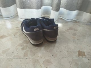 Nike MD Runner 2 Azul y Marrón