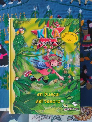 Kika Superbruja y el libro de hechizos
