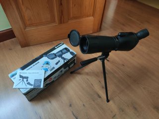 Telescopio terrestre con trípode