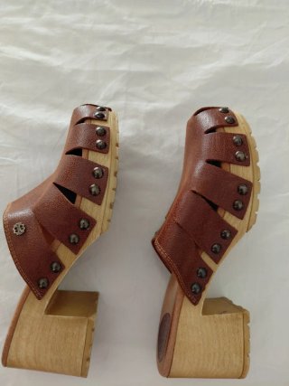 Zuecos de piel Porronet mujer