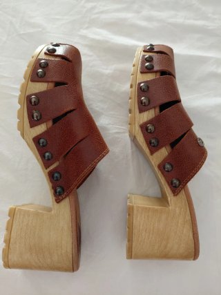Zuecos de piel Porronet mujer