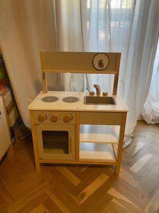Cocinita infantil de madera