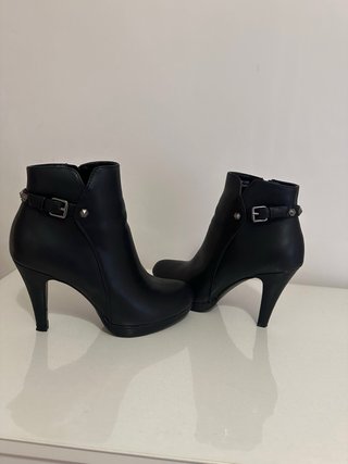 Botines altos tacón