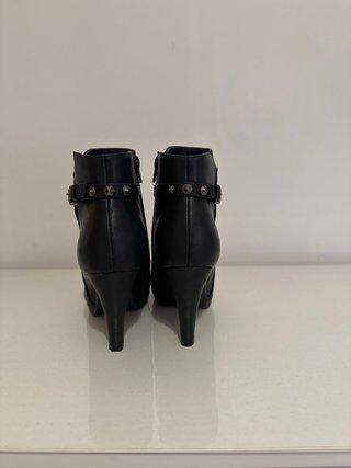 Botines altos tacón