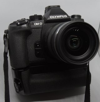 Olympus OM-D E-M1 + Lente 12-50mm Macro