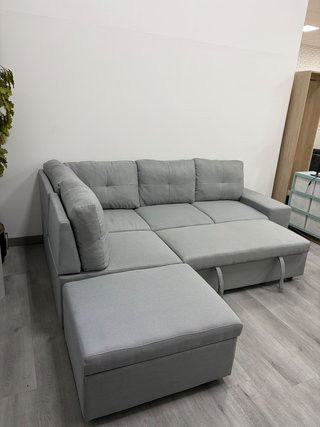 Sofá cama rinconera + 2 PUFF Y ARCÓN.