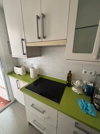 Muebles y encimera de cocina