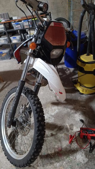 Derbi Senda 50cc averiada
