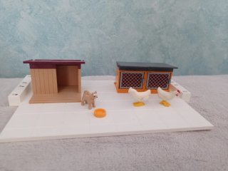Caseta perro y gallinero Playmobil HH