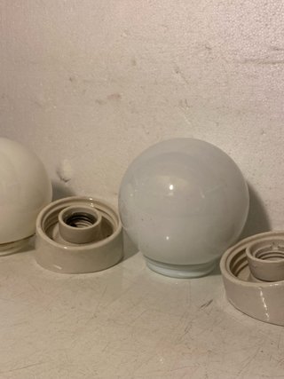 Coppia Lampade da Muro Vetro/Porcellana