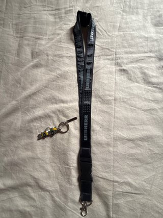 Lanyard Liebherr con llavero de camión