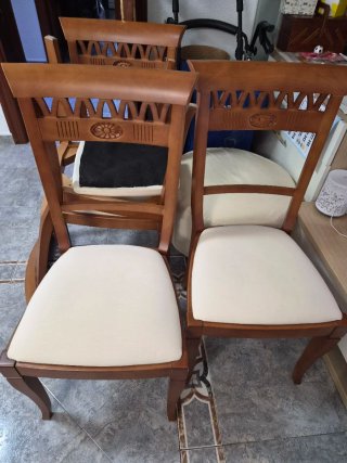 Sillas de comedor de madera