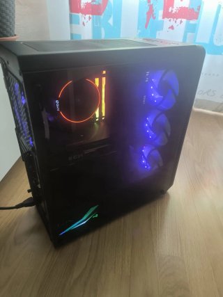 Ordenador Gaming con Luces LED Azules