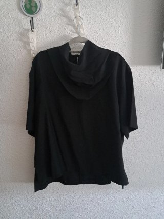 Blusa Zara negra manga corta con bandana
