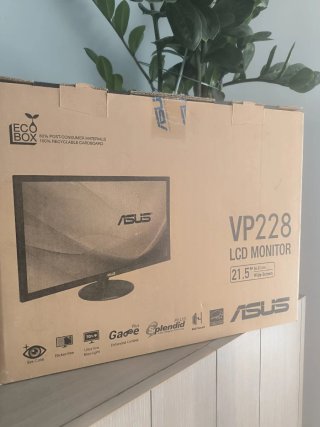 Pantalla Asus 24 Full HD