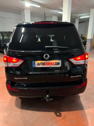 SsangYong Rodius 2015 eXdi Limited Auto 4x4